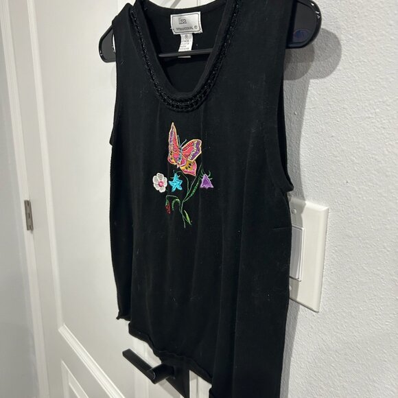 Lisa International Black Embroidered Butterfly Tank Top Size M Casual Relaxed - Picture 3 of 9